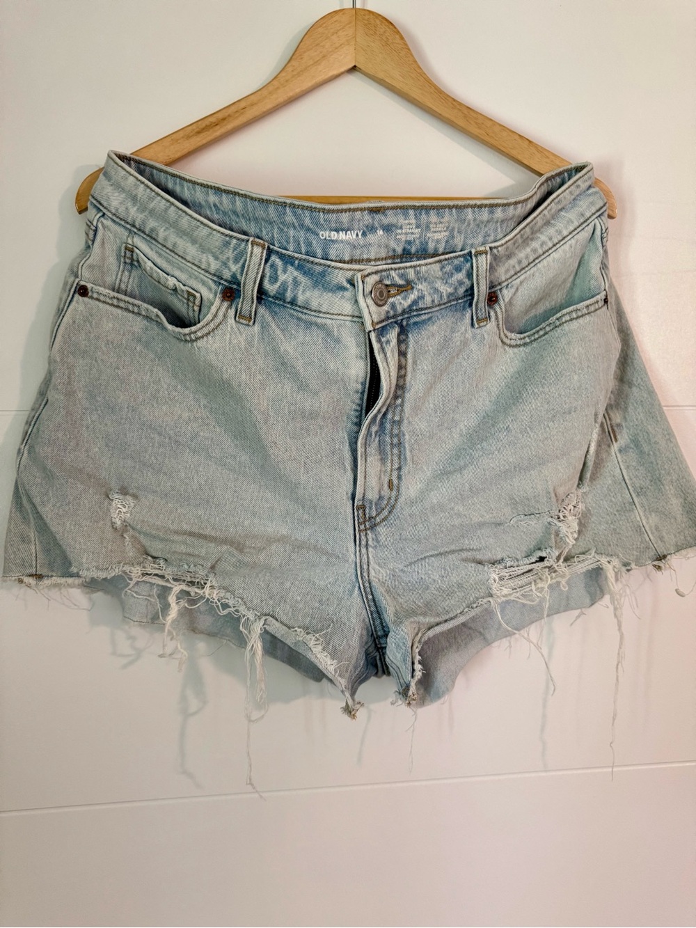 Old Navy OG  Curvy Hi-Rise Denim Shorts - Women's